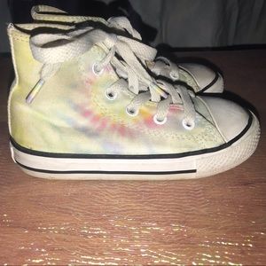 Converse TODDLER SZ 8 Tie Dye high tops